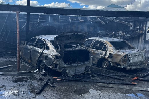 Campbell apartment complex fire displaces 60 residents, destroys 3 cars