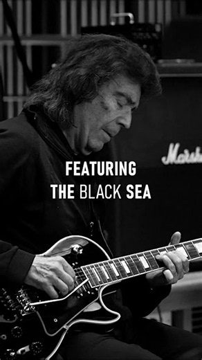 Steve Hackett & Steve Rothery - ‘The Roaring Waves’ (New album out now!)