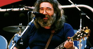 Grateful Dead Perform "St. Stephen" For Final Time, On This Day In 1983 [Listen]