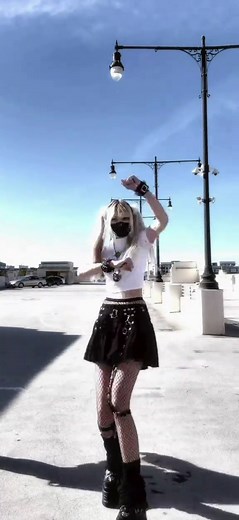 Exploring Subculture: A Guide to Gyaru Style