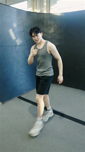 10 comments | @edison.linn shows how to move like a video game character. . Come train with us to be a video game character, Only at The Monkey Vault, open everyday from 10 AM to 11 PM. . . . #parkour #themonkeyvault #tricking | The Monkey Vault Movement Training Centre | Facebook