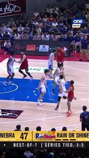 Abarrientos SCORES THREES and the JELLY FINISH for Brgy. Ginebra | PBA Season 50 Commissioner’s Cup