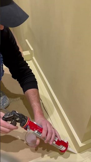 Faire un joint de mastic acrylique