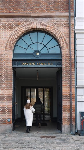 Open the doors to the David Collection, where you will find one of the most comprehensive collections of Islamic art in the Western world 🖼️🏺 And the best thing about it all.. Is that admission is free! Davids Samling is housed in the building once occupied by the museum's founder, Christian Ludvig David, a Danish lawyer and businessman. The museum's most extensive collection is the Collection of Islamic Art. It covers virtually the entire classical Islamic world, from Spain in the west to Ind