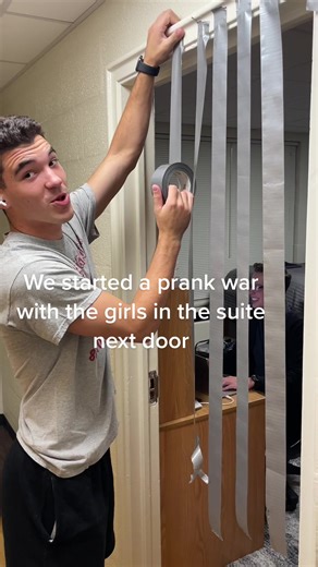 Taylor 404 doesn’t loose to anyone😤😈 #prankwars #college