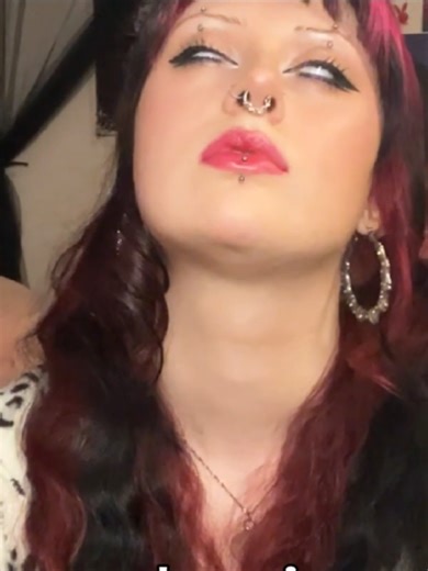 Her eyes roll back as I pull her deeper into trance. #hypnosis #hypnotized #hypnotizedgirl #hypno #eyeroll #eyerolling #hypnotiseur #hypnotisé #hypnotist #mesmerism #mesmerized #hypnoticinduction #hypnotic