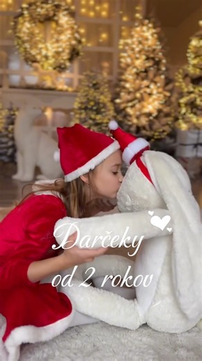 Tipy na vianočné darčeky pre deti od 1 roka 🎁🎄 Netrápte sa s výberom darčekov, my vám poradíme! 😍 Máte už darčeky vybraté ? 👶🏼🎄 Dajte nám vedieť 👇🏻 #bambinitrnava #trnava #kociky #vianoce #darceky #deti | www.bambini.sk