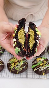 Dubai Fix Chocolate Bar but make it into COOKIES! 😍 Cookie Dough: 140g butter, soft (10tbsp) 80g white sugar (1/3 cup) 80g brown sugar (1/3 cup) 1 1/2 L egg, room temp & scrambled (75g) 1 tsp of Vanilla Extract 230g All-Purpose Flour (2 cups 1tbsp) 4g Baking Soda (1 tsp) 35g Cocoa Ppowder (1/3 cups) 1 tsp Coffee Powder Pinch of salt 180g Dark Chocolate Chips (1 cup) Kataifi Pistachio Filling: 100g Kataify Pastry 60g butter 250g pistachio butter 10g tahini paste Pinch of Salt Put the filling in 