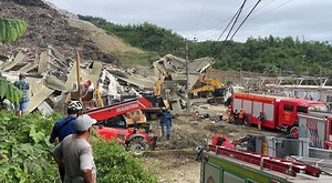 Families wait in fear as 38 still missing in Cebu garbage landslide
