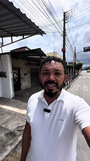 Sabor caseiro, comida regional de verdade e aquele frango bem servido que conquista todo mundo 😋🔥 Ambiente familiar, climatizado e um self-service com várias opções que agradam todos os gostos. 📍 Endereço: Avenida Osório de Paiva, 2009 📞 Contato: 3292-4021 Vem experimentar e descobrir porque o Frango do Louro é referência desde 1990! #VocêPrecisaConhecer #FrangoDoLouro #ComidaRegional #ComidaCaseira #PortalDeFortaleza