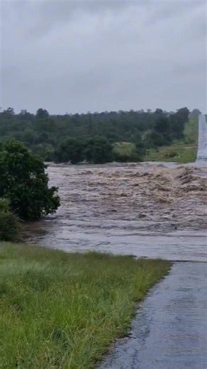 Selati river flowing into the Kruger National Park all this water will go to Sable dam | Kruger Magazine