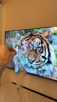 Hisense U7Q 55” Mini LED TV | Unboxing & Wall Mounted with cables hidden for a clean finish.