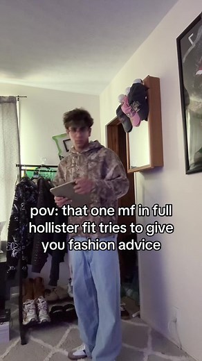 Hollister Fashion Tips: Styling the Full Outfit