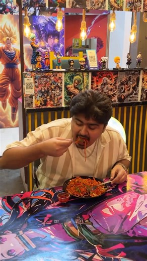 Parth Bhanushali on Instagram: "Virar’s First Anime-Themed Café 🎌🔥 From table to ambience to menu – everything is Anime themed 🖤🎥 Serving authentic Chinese food 🥢 ✅ Made in cold-pressed oil ❌ No Ajinomoto 🌟 My Recommendations: 🍚 Singapore Rice 🥟 Manchurian 🍜 Schezwan Noodles 🎉 New Year Special Offer 🎉 📅 Only on 1st Jan 2026 💥 20% OFF on Dine-In 💥 15% OFF on Takeaway 📍Mayfair Virar Gardens,Bldg No- 24,Shop10,Virar W #animelovers #animeedits #animecafe #virarfoodies #mumbaifood ( An