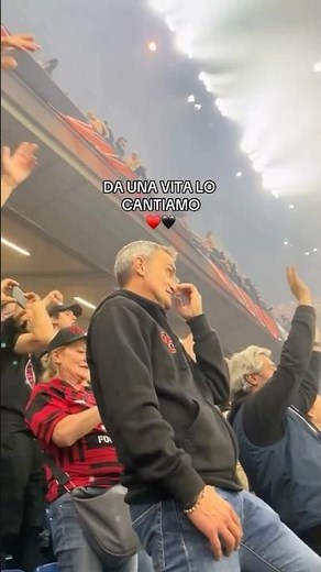 “AC MILAN FANS SHAKE THE STADIUM! 🔥🔥 Insanely Loud Support vs Inter Milan!”