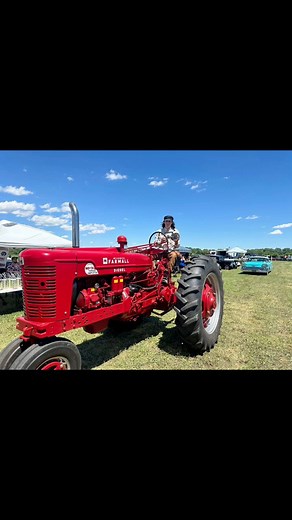 Make sure you check out down on the farm car show May 31 to see some awesome cars, trucks and tractors, along with good eats! and one of a kind trophies!!! This is one show you don’t wanna miss!!!! See you at the show! | Down on the farm car show