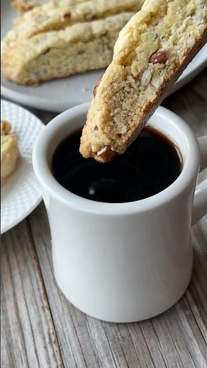 Easy Homemade Biscotti 🍪 | Perfect with Coffee ☕ - Recipe link is in the comments