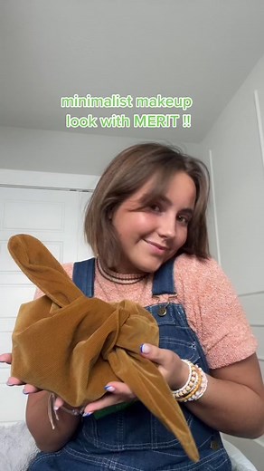 For all my minimalist girlies,, @meritbeauty is my NEW OBSESSION !!! link in bio