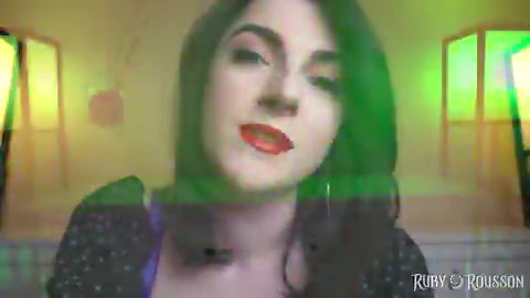 I just sold a video on #realloyalfans. Take a look here: https://t.co/NuuKpMted7