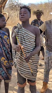 16K views · 353 reactions | Dudukwe explaining the different arrow uses  Each arrow has a purpose—hunting, practice, and survival the Hadzabe way  #Hadzabe #TraditionalHunting #BushLife #AncientSkills #survivalknowledge | African Untold Stories | Facebook