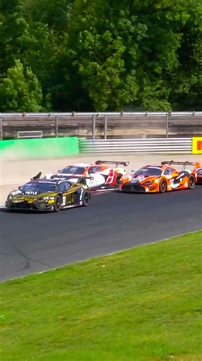 INTENSE racing! 😳