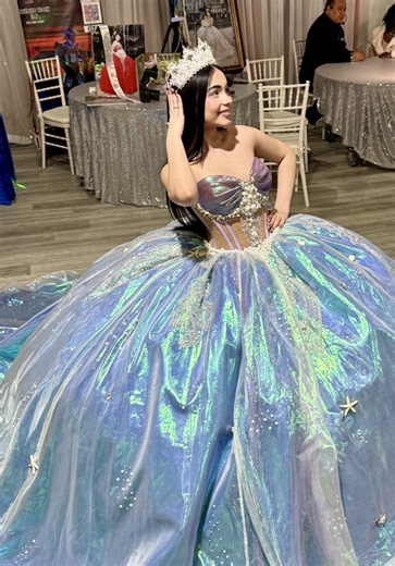 Under the sea ˚₊‧꒰ა ✦ ໒꒱ ‧₊˚ PARIS BOUTIQUE STYLE | NEW XV DROP 👑✨ This dreamy quince gown has officially arrived in Nashville 🐚 Designed for the girl who wants a couture moment on her big day. Try it on today — no appointment needed 📍2428c nolensville pk Nashville tn 37211 📲6156355426 Model@🇨🇺 • • • #zaralarsson #quinceañera #xvaños #quincedress #15