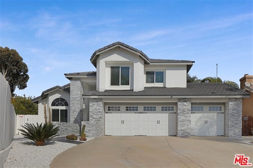 39665 Maple Leaf Ct, Murrieta, CA 92563 - MLS 24-473367 - Coldwell Banker