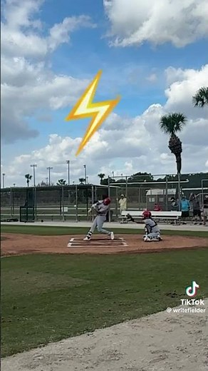 See JJ Wetherholt bat in slow motion
