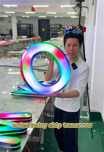 Create a stunning sign to decorate the entrance of your shop.#ledlight #signagemarking #lightbox #signage #signature