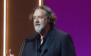 Russell Crowe Shows Off Weight Loss Transformation