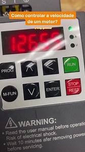 To control the speed of a three-phase induction motor, you can use techniques such as frequency control. The most common method is to use a frequency inverter, adjusting the frequency of the motor supply. These devices adjust the frequency of the electrical supply, thus changing the speed of the motor. Frequency inverters are widely used in various industrial applications. Some of the main applications include: - Control of Pumps and Compressors - Ventilation and Air Conditioning - Conveyors and