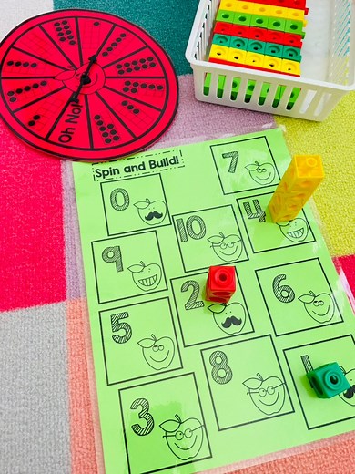 32K views · 142 reactions | Spin and Build! (This is included in the Apples Counting and Cardinality Product) : https://www.teacherspayteachers.com/Product/Apples-7-Math-Centers-for-Counting-Cardinality-3369334 | Erika Deane- Purposeful in Primary | Facebook