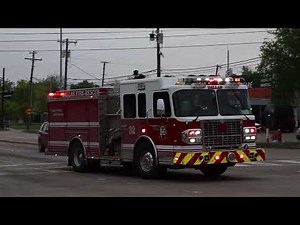 Dallas Fire Rescue Engine 32 (ridin' reserve) responding to a Breathing Difficulty.
