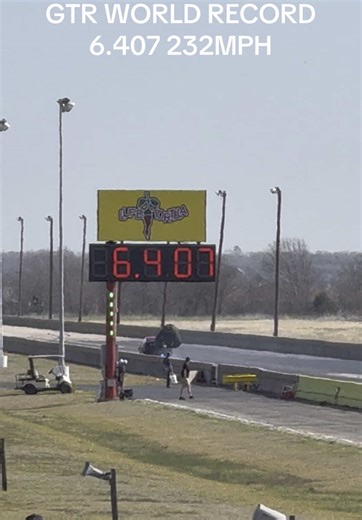 GTR World Record 6.40 Seconds at TX2K