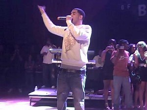 Drake - Congratulations/Unstoppable (LIVE) Chicago 5/15/09