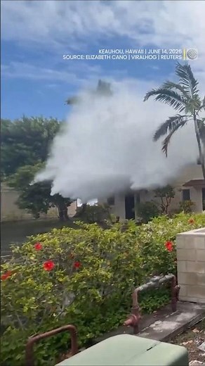 Monster waves slammed the Hawaii shoreline, crashing straight into a condo building 🌊😳 #shorts