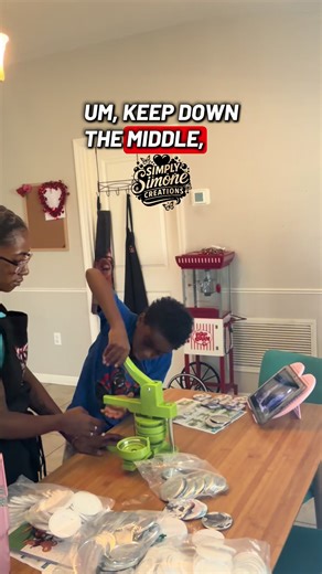 I had an awesome assistant today, he is gonna tell you how to make buttons!! So yall better listen!!! 🎧 🤣🫶🏾🙏🏾 #buttonmaker #diy #howto #voiceover