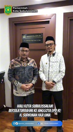 Subulussalam, InfoPublik-Wali Kota Subulussalam H.M.Rasyid bersilaturrahmi ke anggota Dewan Perwakilan Daerah Republik Indonesia (DPD RI), H. Sudirman Haji Uma di gedung DPD RI Jakarta, rabu (28/1/2026). Dalam bersilaturahmi tersebut keduanya berbincang santai dengan membahas sejumlah agenda strategis khususnya penanganan banjir dan penertiban lahan Hak Guna Usaha (HGU) di wilayah Kota Subulussalam. Dalam pertemuan tersebut, H. Uma menyampaikan apresiasi atas kepemimpinan Wali Kota Subulussalam 