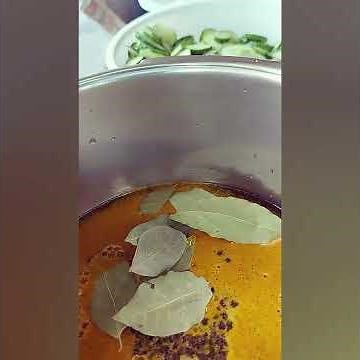 Ogórki w zalewie curry - KETO !!!! - przepis w kilku krokach na 4 słoiki 0,7 l