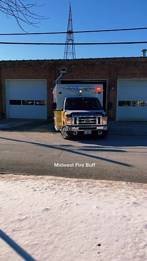 #MMFPD #1F25 #Responding to a structure fire within city limits. #busdriver #emergency #redandblue #response #mountmorrisil