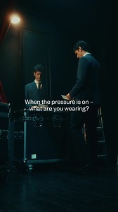 Det er på tide å gå videre. Det er slutt på ubehagelige dresser – her er fremtiden. Møt vår Tech Wool Suit: 🧵 Myk, pustende og slitesterk 🤩 Krøller minimalt 📍 Håndlaget i Portugal | SHAPING NEW TOMORROW