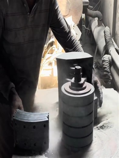 The technique of pakistani mechanics is amazing#craft #idea #repair #pakistan