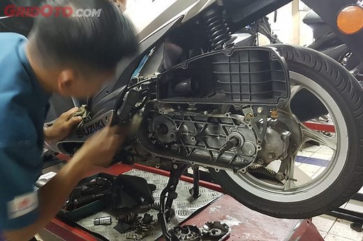 Kapan Sebaiknya Servis CVT Motor Matic? Ini Saran Bengkel Spesialis - Gridoto