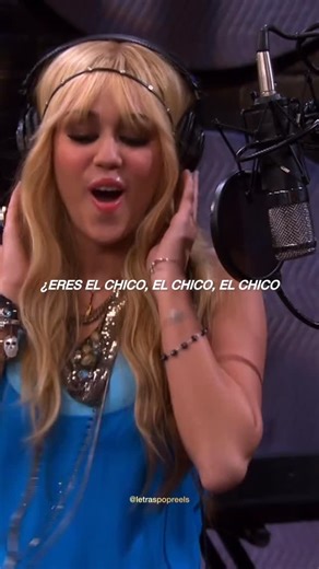 Letras Pop on Instagram: "Dicen que esta es la mejor canción de Hannah Montana, ¿Ustedes qué opinan? 🤔 Canción: Hannah Montana, Iyaz - Gonna Get This #hannahmontana #fyp #mileycyrus #lyrics #disneychannel Hannah Montana Miley Cyrus Gonna Get This Música Pop Disney Channel Series 2000's 2010's Cantantes Famosos Iyaz Songs Lyrics Traducciones de canciones Disney"