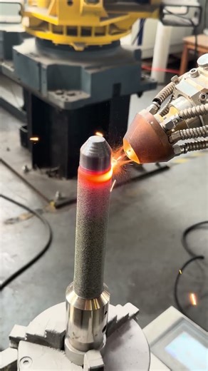 High-temperature resistant and wear-resistant alloy laser cladding #lasercladding #lasercladdinghead