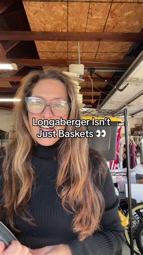 Most people think Longaberger was just a basket company… but it was so much more 🧺✨ Yes, the handwoven baskets made in Dresden, Ohio are iconic—but Longaberger also produced high-quality pottery and dinnerware that collectors still love today. Their pieces were thoughtfully designed, timeless, and made to be used and passed down. While thrifting in the desert during our anniversary trip, I came across 2 dinner plates and 2 salad plates—and this small find turned into $158 in sales 💰🙌 That’s a