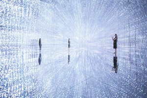 漫步于《水晶宇宙》/ Wander through the Crystal Universe | teamLab