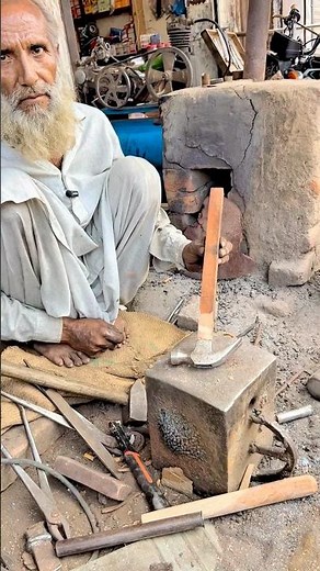 Smart Blacksmith Fixed This Hammer Perfectly🔨⚒️#blacksmith #hammerrestoration #forging