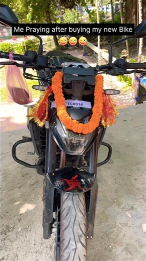 Me praying after buying new Bike #heroxtreme250r #automobile #herobikes #funny #newbike