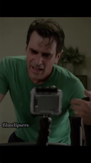 MODERN FAMILY - Chrismas Charity Event And Phil Walks To Canada Part 7 #shorts